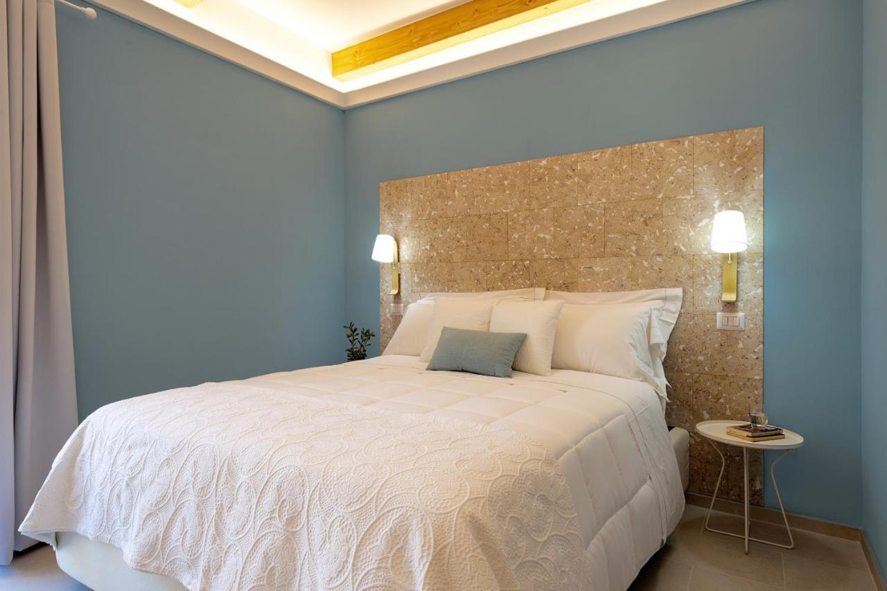 La Via Rooms And Terrace Olbia Exterior foto